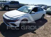 2024 Hyundai Elantra фото