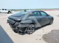 2024 Hyundai Elantra фото