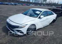 2024 Hyundai Elantra фото