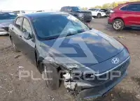 2024 Hyundai Elantra фото