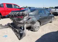 2024 Hyundai Elantra фото