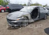 2024 Hyundai Elantra фото