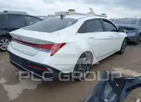 2024 Hyundai Elantra фото