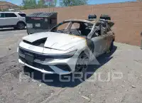 2024 Hyundai Elantra фото