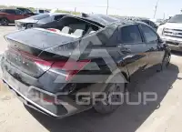 2024 Hyundai Elantra фото