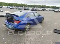 2024 Hyundai Elantra фото
