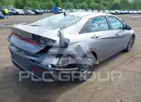 2024 Hyundai Elantra photo