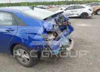 2024 Hyundai Elantra фото