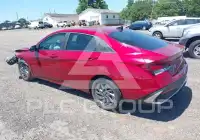 2024 Hyundai Elantra фото
