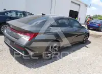 2024 Hyundai Elantra photo