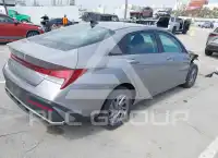 2024 Hyundai Elantra фото
