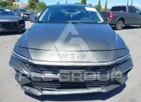 2024 Hyundai Elantra фото