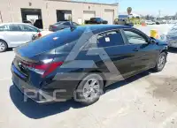 2024 Hyundai Elantra фото