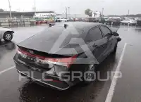 2024 Hyundai Elantra фото