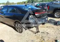 2024 Hyundai Elantra photo