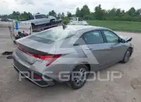 2024 Hyundai Elantra photo