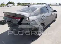 2024 Hyundai Elantra фото
