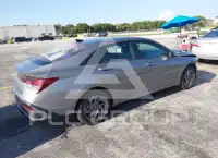 2024 Hyundai Elantra photo