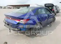 2024 Hyundai Elantra photo