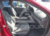 2024 Hyundai Elantra photo