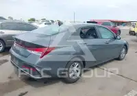 2024 Hyundai Elantra photo