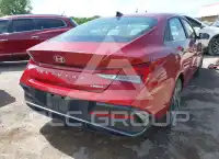2024 Hyundai Elantra фото