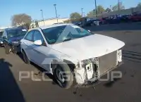 2024 Hyundai Elantra фото