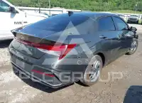 2024 Hyundai Elantra photo