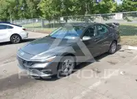 2024 Hyundai Elantra photo