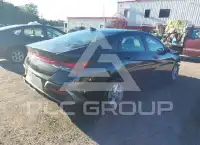 2024 Hyundai Elantra photo