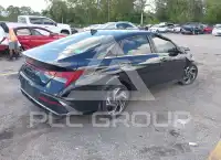 2024 Hyundai Elantra фото