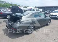 2024 Hyundai Elantra фото