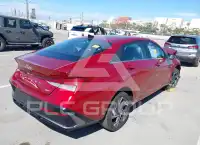 2024 Hyundai Elantra фото