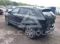 2024 Volkswagen Taos photo
