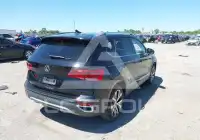 2024 Volkswagen Taos photo