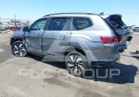 2024 Volkswagen Atlas photo