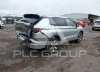 2025 Mitsubishi OUTLANDER photo