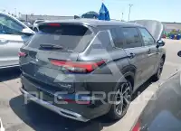 2025 Mitsubishi OUTLANDER photo