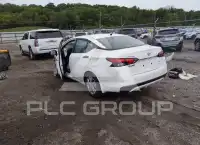 2025 Nissan VERSA photo