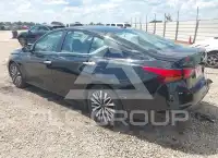 2025 Nissan ALTIMA photo