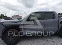 2025 Nissan FRONTIER фото