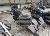 2025 Harley-Davidson FLHX фото