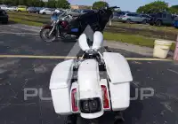 2025 Harley-Davidson FLHX фото