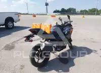 2025 Kawasaki EX500 photo