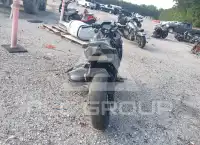 2025 Kawasaki EX650 photo