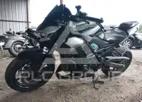 2025 Kawasaki ZR900 фото