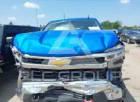 2025 Chevrolet Silverado photo
