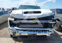2025 Chevrolet Silverado фото