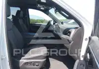 2025 Chevrolet Tahoe photo