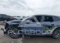 2025 BMW iX фото